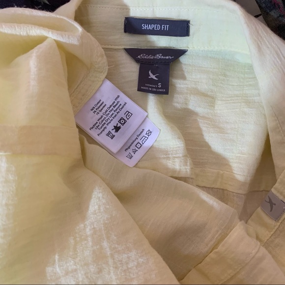 Eddie Bauer shaped fit lemon button-down top - Picture 5 of 5